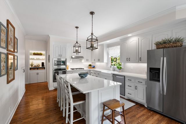 6104 Wendover Gln, Brentwood, TN 37027
