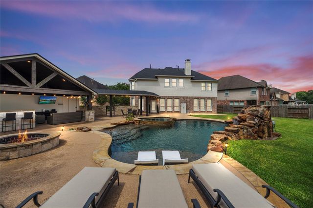 8323 Talons Way, Missouri City, TX 77459