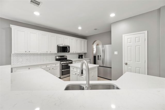 8323 Talons Way, Missouri City, TX 77459