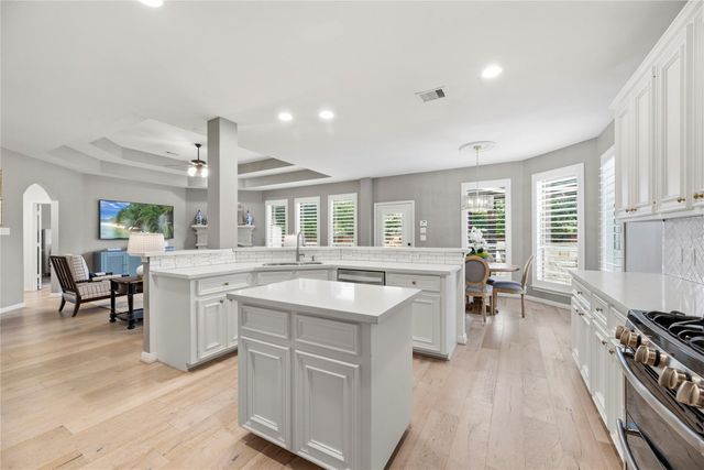 8323 Talons Way, Missouri City, TX 77459