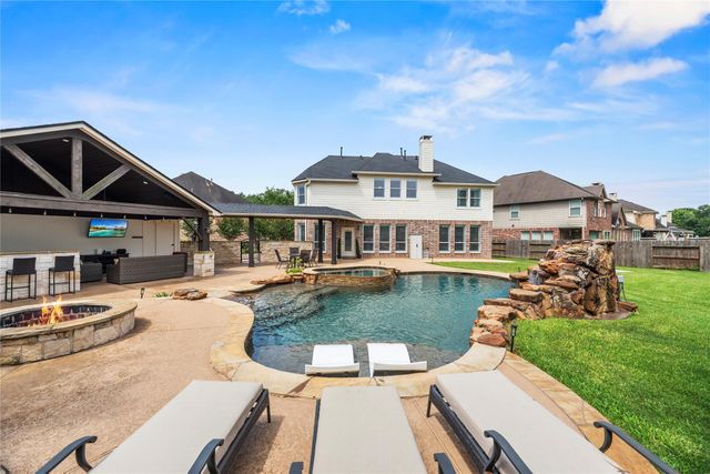 8323 Talons Way, Missouri City, TX 77459