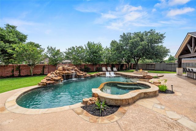 8323 Talons Way, Missouri City, TX 77459