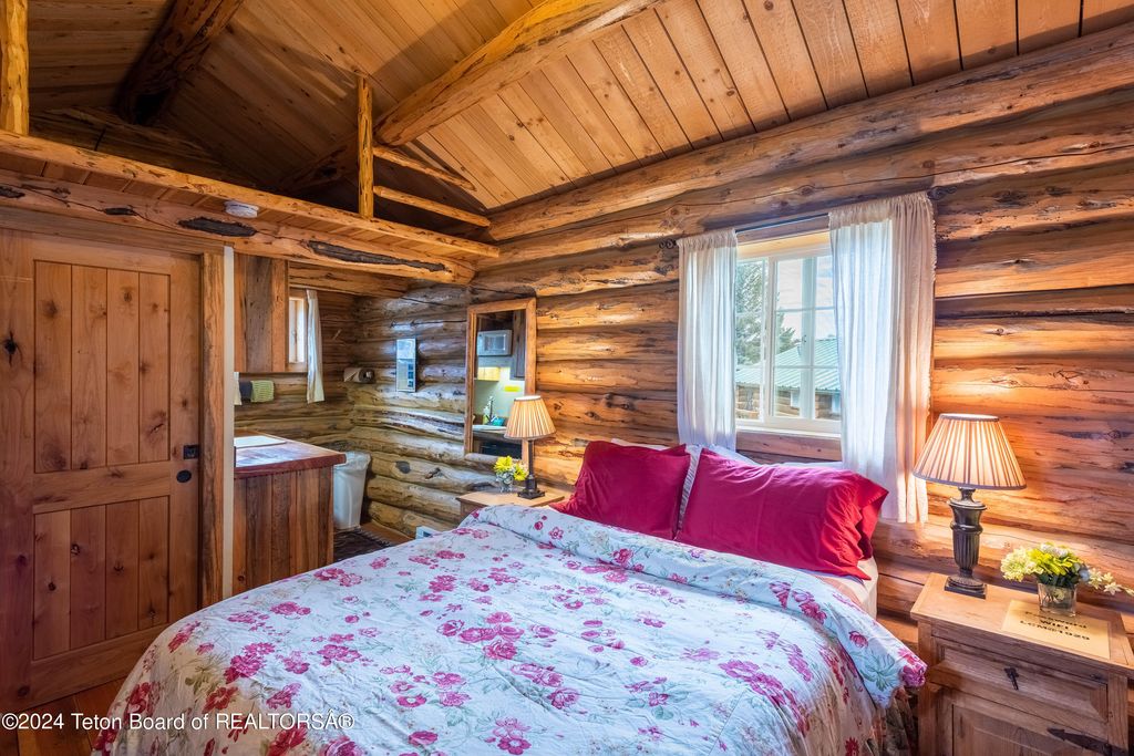 49 E MAGNOLIA Street, Pinedale, WY 82941 photo 11