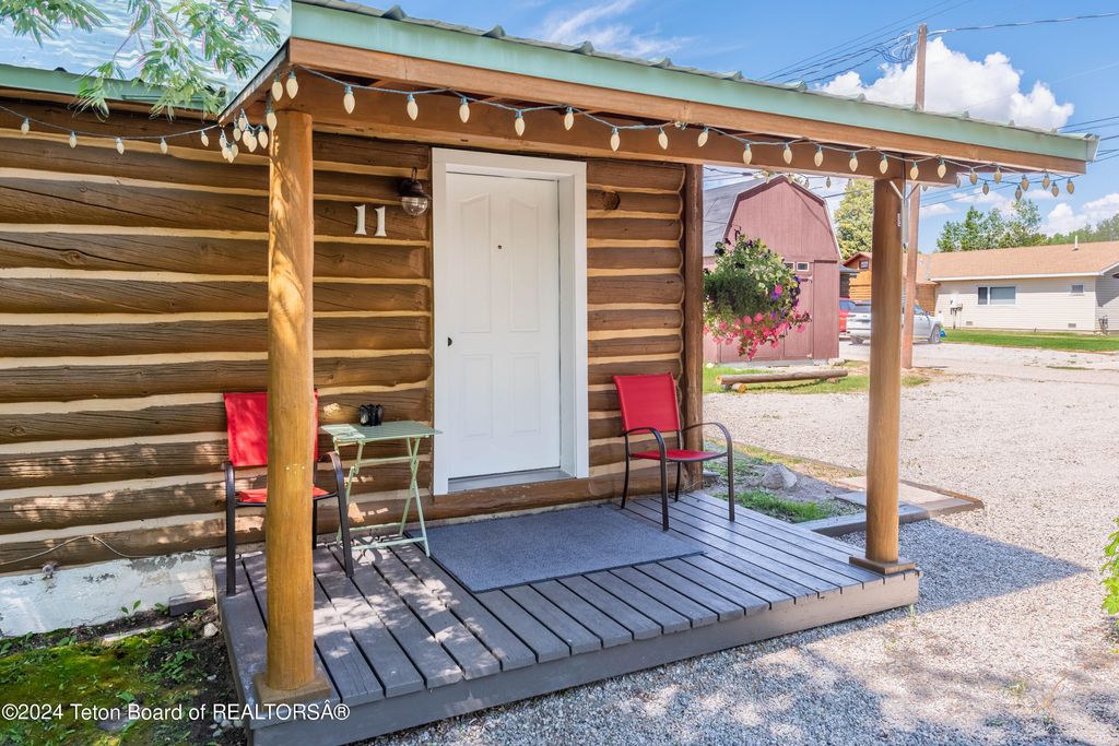 49 E MAGNOLIA Street, Pinedale, WY 82941 photo 13