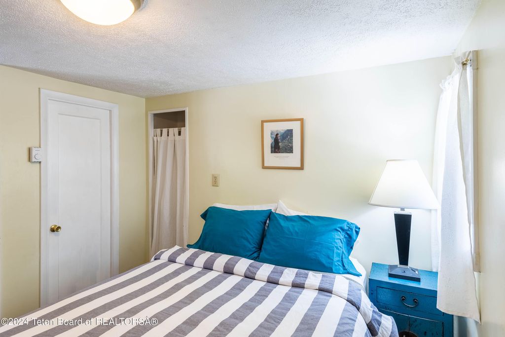 49 E MAGNOLIA Street, Pinedale, WY 82941 photo 26