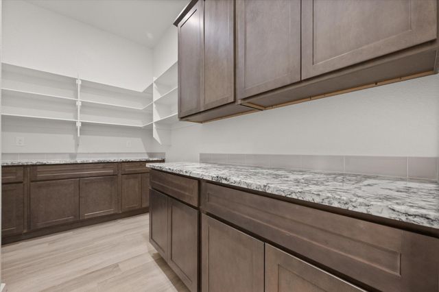 12007 Kewanee Avenue, Lubbock, TX 79424