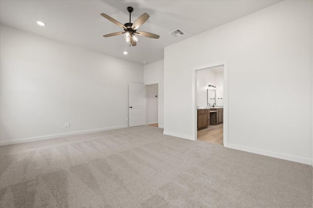 12007 Kewanee Avenue, Lubbock, TX 79424