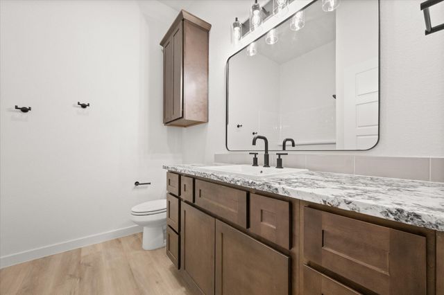 12007 Kewanee Avenue, Lubbock, TX 79424