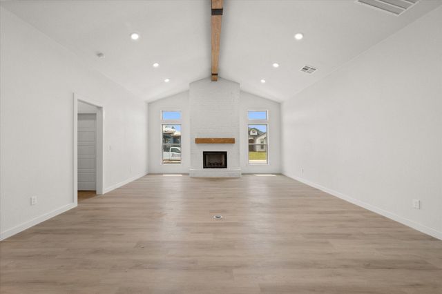 12007 Kewanee Avenue, Lubbock, TX 79424