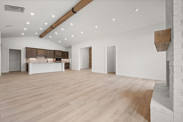 12007 Kewanee Avenue, Lubbock, TX 79424