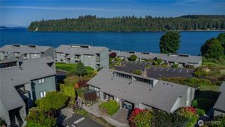 10 Olympic Place #10, Port Ludlow, WA 98365