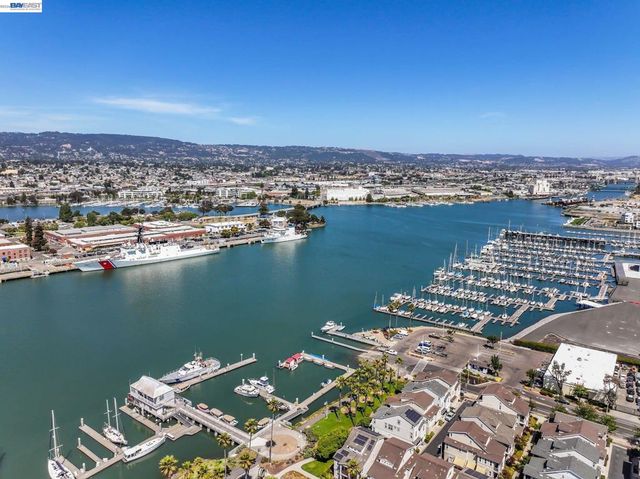 1921 Grand Street, Alameda, CA 94501