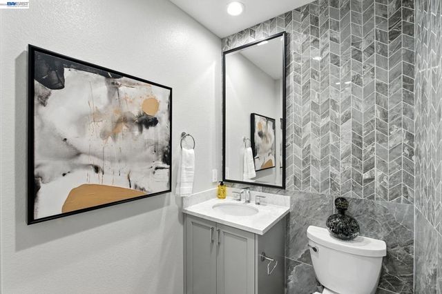 1921 Grand Street, Alameda, CA 94501