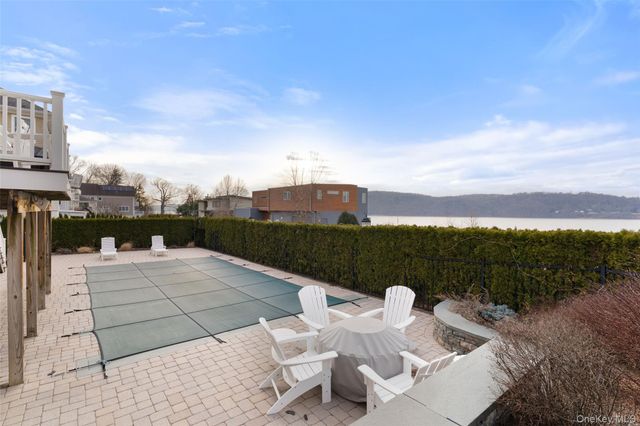 16 Fairlawn Avenue, Dobbs Ferry, NY 10522