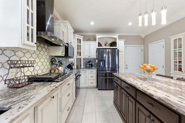 124 Gettysburg Ln, Lafayette, TN 37083