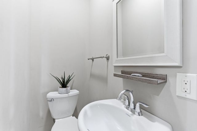 124 Gettysburg Ln, Lafayette, TN 37083