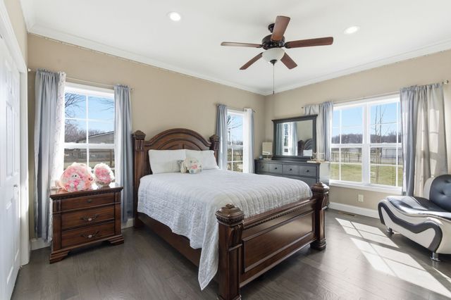 124 Gettysburg Ln, Lafayette, TN 37083