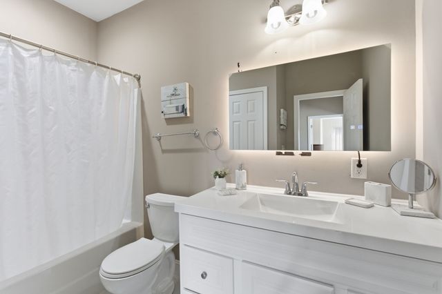 124 Gettysburg Ln, Lafayette, TN 37083