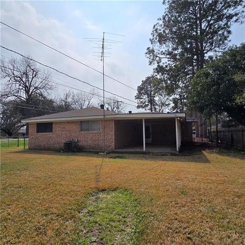 5500 NAVAHO Trail, Alexandria, LA 71301