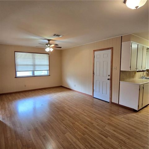 5500 NAVAHO Trail, Alexandria, LA 71301