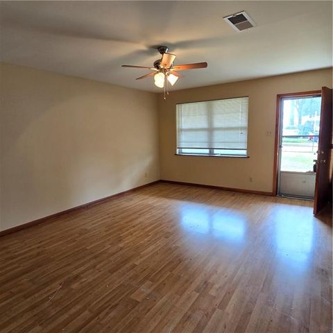 5500 NAVAHO Trail, Alexandria, LA 71301