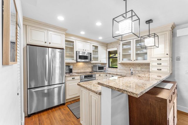 7077 Rain Forest Drive, Boca Raton, FL 33434