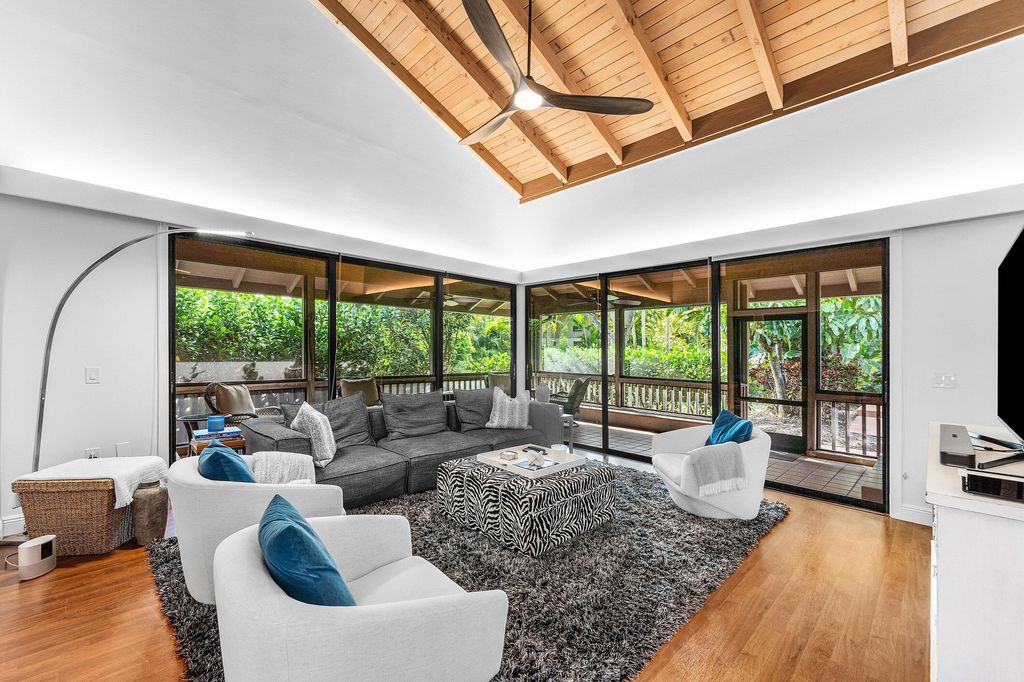 7077 Rain Forest Drive, Boca Raton, FL 33434