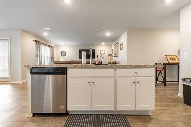 10700 Paget Drive N, Mobile, AL 36608