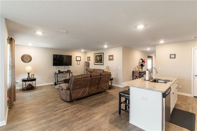 10700 Paget Drive N, Mobile, AL 36608