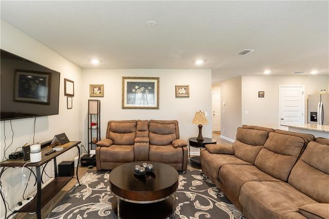 10700 Paget Drive N, Mobile, AL 36608
