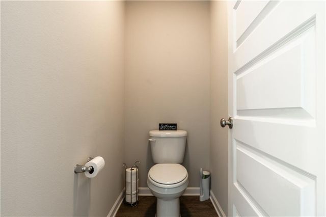 10700 Paget Drive N, Mobile, AL 36608