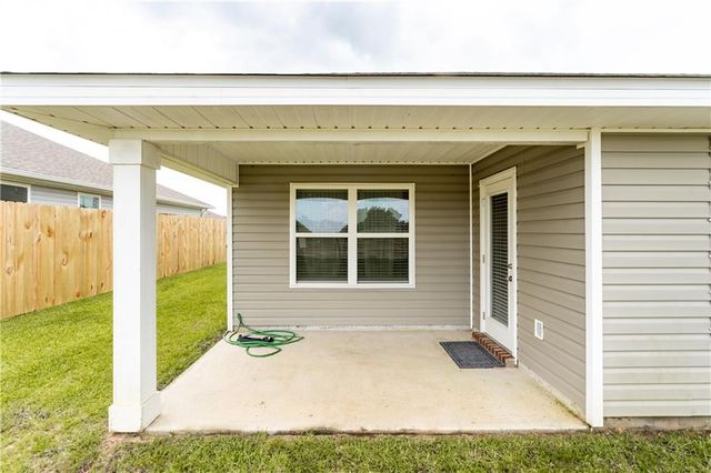 10700 Paget Drive N, Mobile, AL 36608