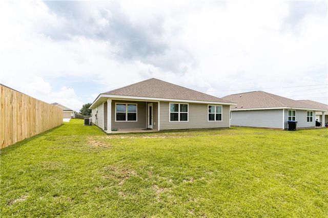 10700 Paget Drive N, Mobile, AL 36608