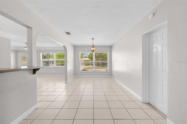 4813 LAKE CHARLES DRIVE N, Kenneth City, FL 33709