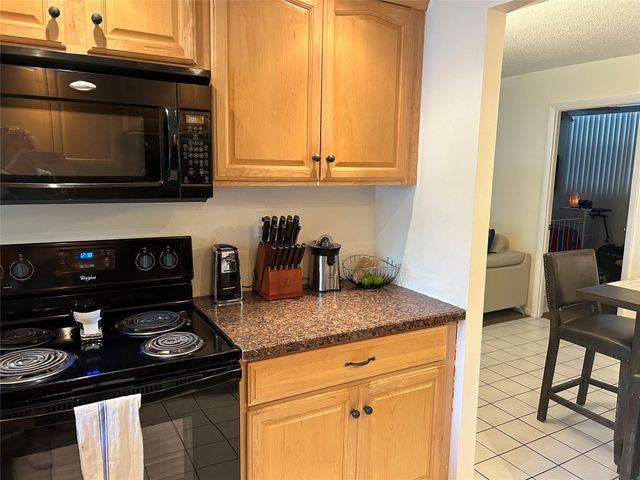 9080 Lime Bay 305, Tamarac, FL 33312