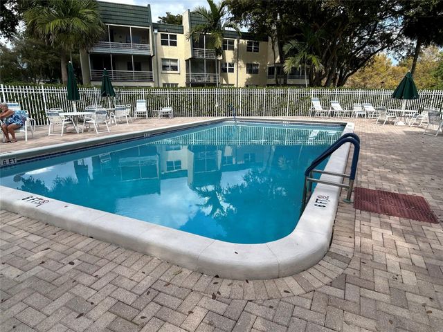 9080 Lime Bay 305, Tamarac, FL 33312