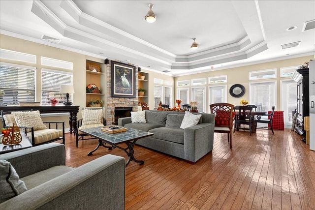 2011 N Hwy 17 1100 I, Mount Pleasant, SC 29466