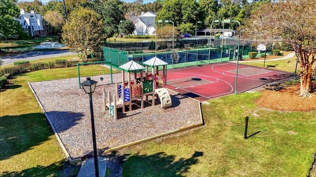 2011 N Hwy 17 1100 I, Mount Pleasant, SC 29466