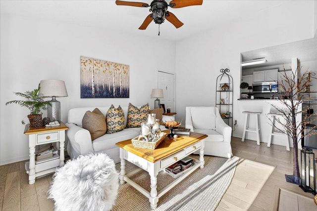 2011 N Hwy 17 1100 I, Mount Pleasant, SC 29466