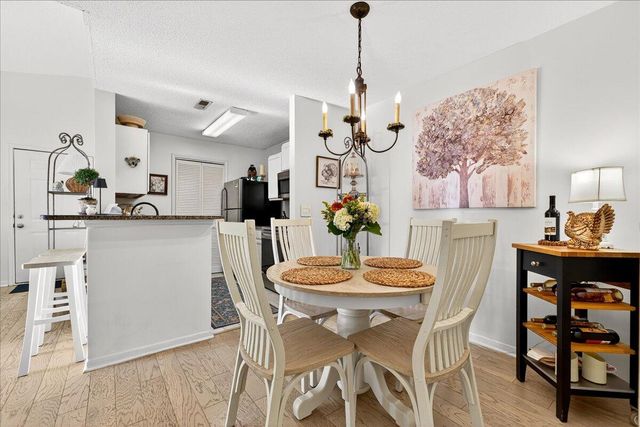 2011 N Hwy 17 1100 I, Mount Pleasant, SC 29466