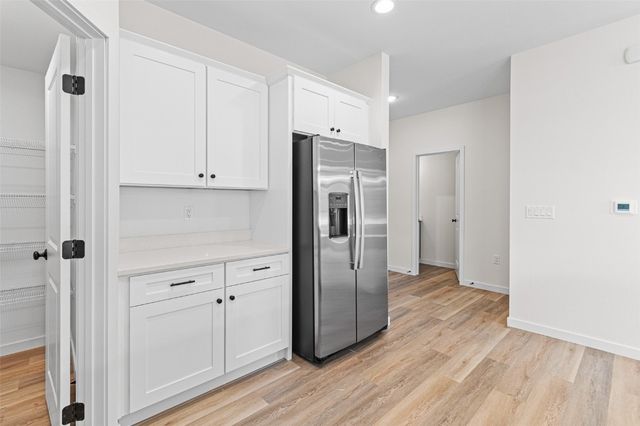 4671 Herbert Hoover Highway B, Iowa City, IA 52240