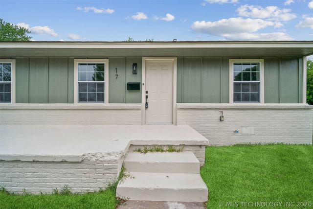 17 W 49th Place N, Tulsa, OK 74126
