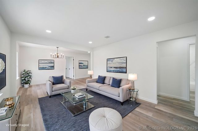 17 W 49th Place N, Tulsa, OK 74126