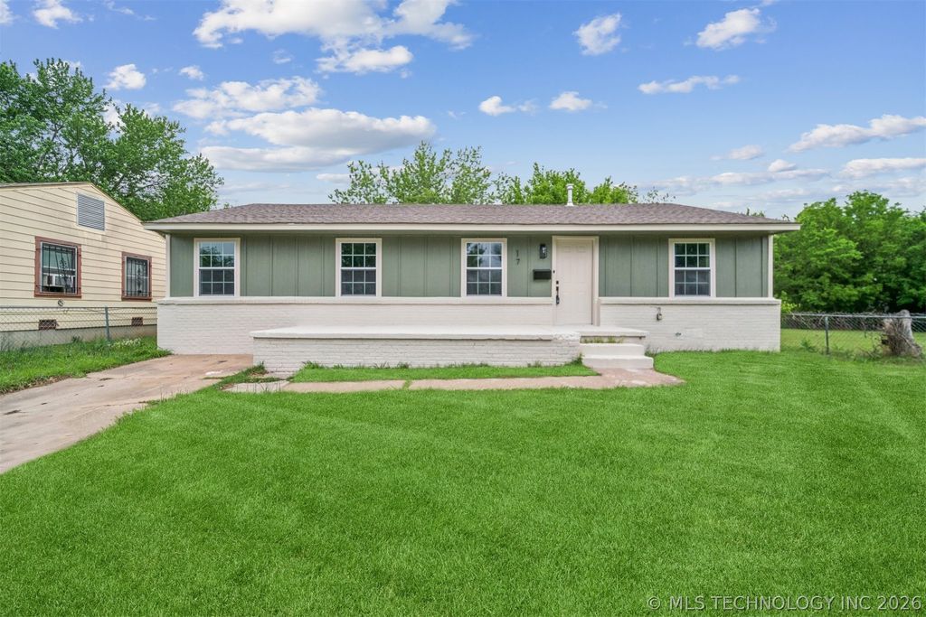17 W 49th Place N, Tulsa, OK 74126