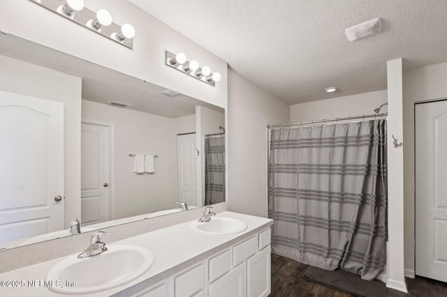 2349 FALLING STAR Lane, Green Cove Springs, FL 32043