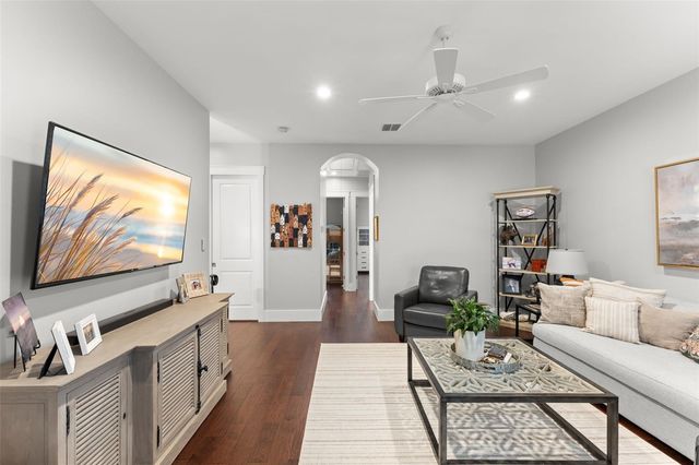 435 13TH AVENUE N, St Petersburg, FL 33701