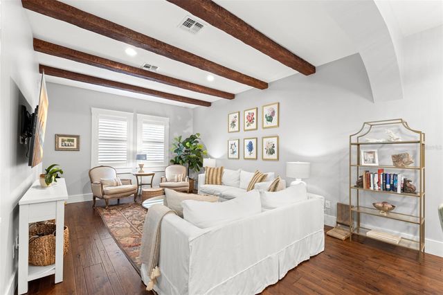 435 13TH AVENUE N, St Petersburg, FL 33701