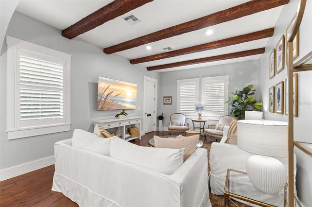 435 13TH AVENUE N, St Petersburg, FL 33701