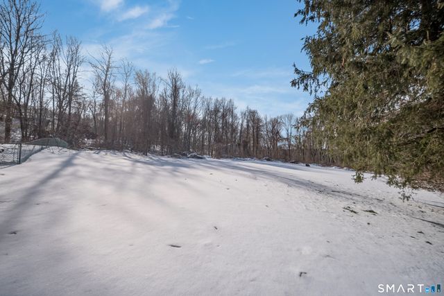 15 Wahconah Drive, Bozrah, CT 06334