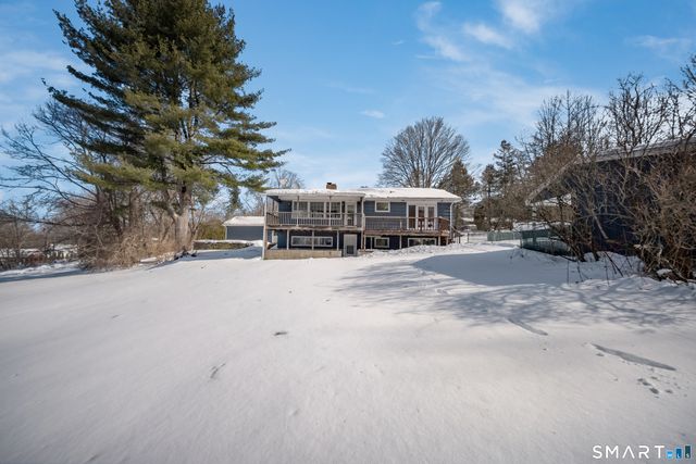 15 Wahconah Drive, Bozrah, CT 06334